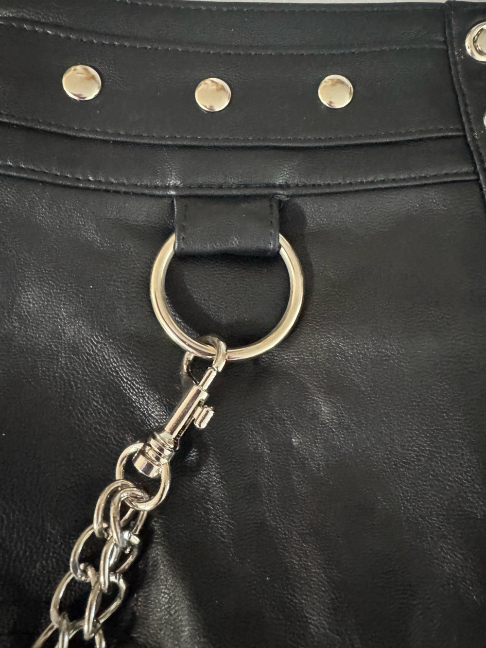 DollsKill.com WIDOW Black Faux Leather shorts, short w/ Chain Accents - NWOT - S - Picture 3 of 11